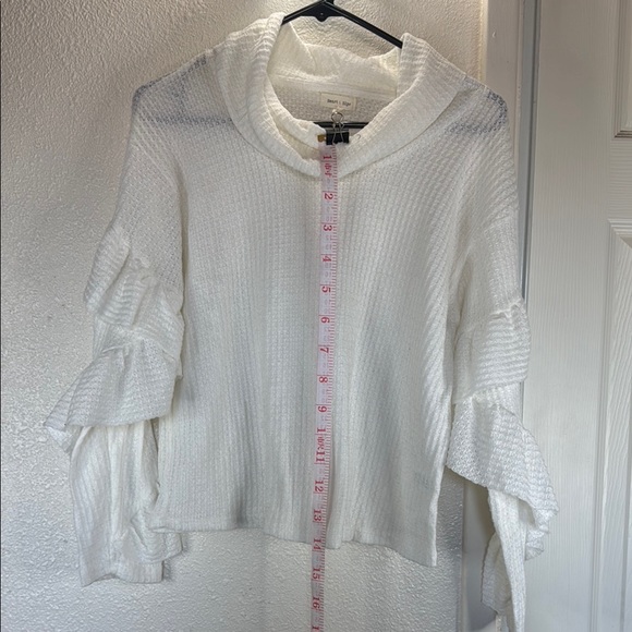 White Ruffled Sweater - Picture 4 of 5